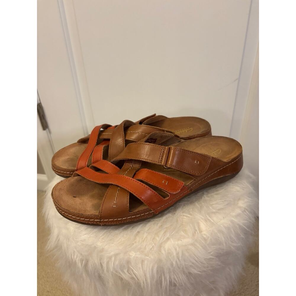 Clarks Cecily Slide tan women's sandals in size 10